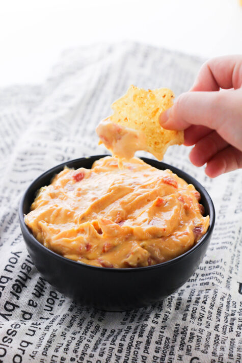 Easy New Year's Eve Rotel Dip